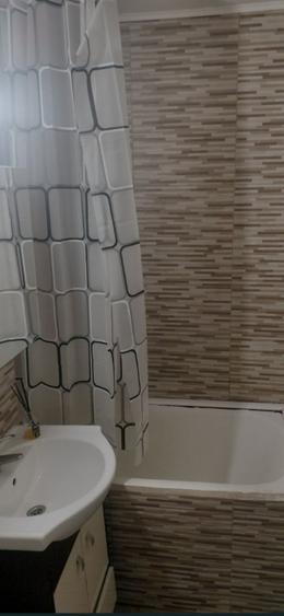 Garsoniera spatioasa- Tractorul- langa Coresi Mall - 4