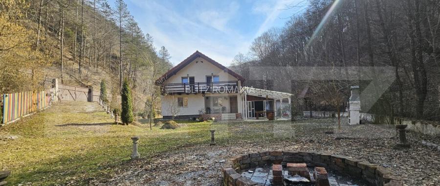 Casa in inima naturii, 140 mp la doar 15 minute de H