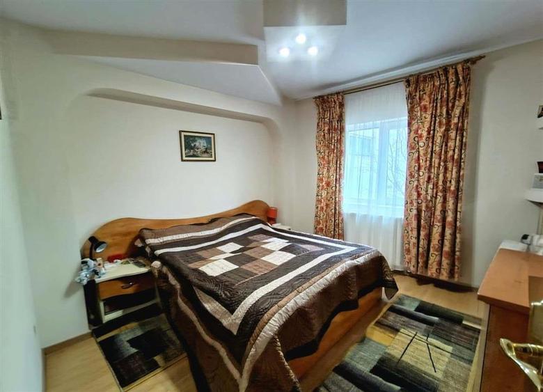 Apartament 3 Camere | Obcini | Etaj 3 | 3c-4567 - 4