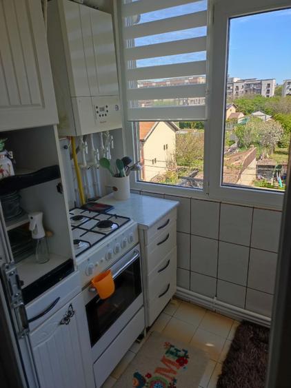 Apartament 2 camere decomandat km5 - 12