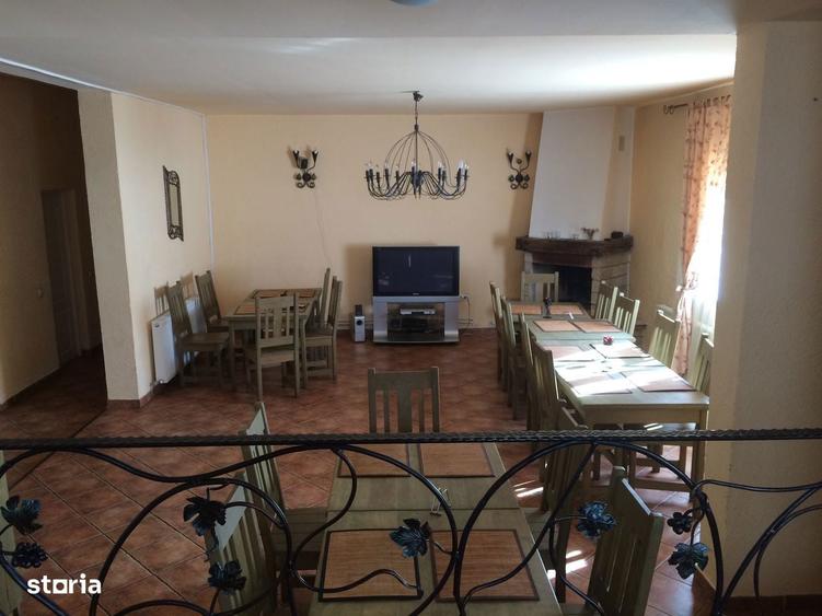 Pensiune de Vanzare in Moeciu de Sus - 13 Camere - pe Malul Raului - 2
