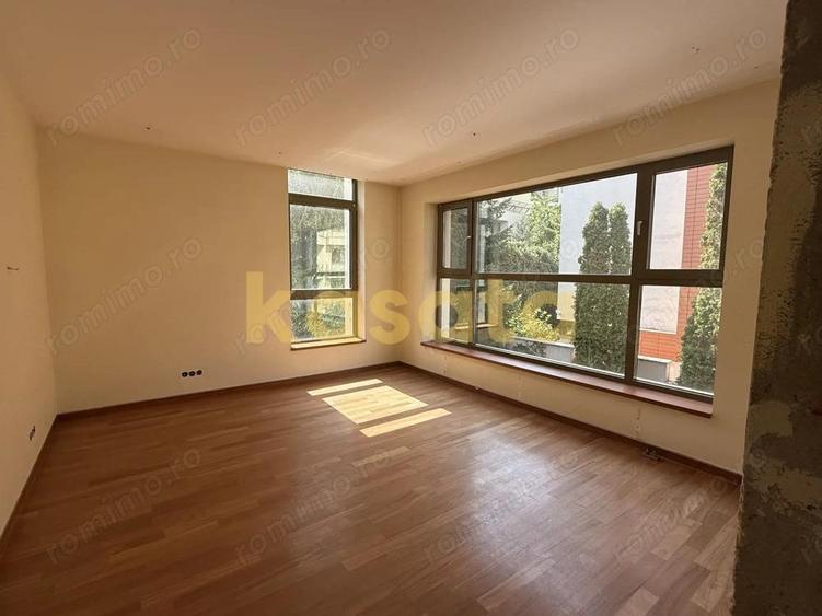 Vanzare teren 1484 mp ?oseaua Nordului ?i vila renovabila - 5