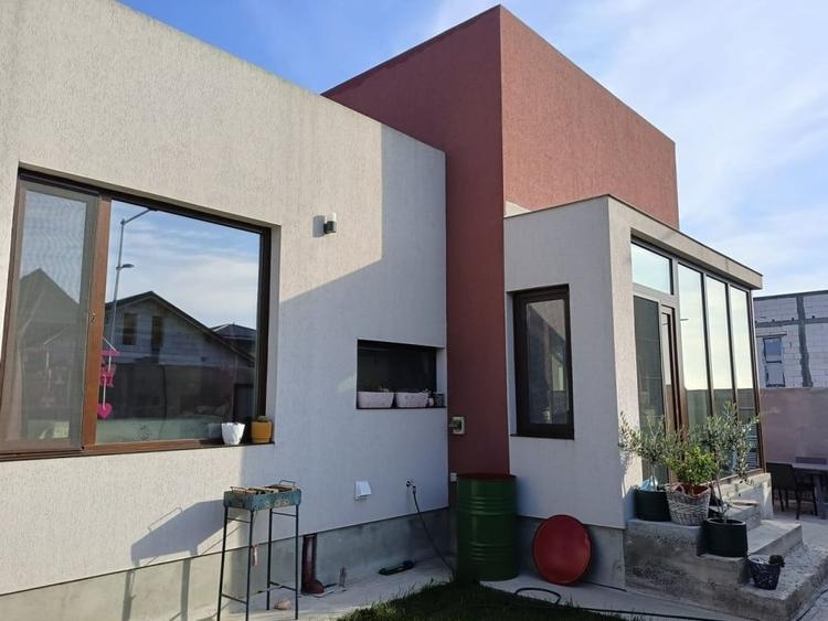 CASA  4 CAMERE |  VALU LUI TRAIAN |  254 MPC - 1
