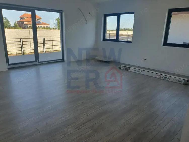 Vila individuala de vanzare 4 camere Crevedia - Samurcasi - 10