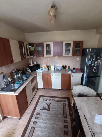 Casa pretabila 2 familii, 6 camere, teren 390 mp, zona Centrala - 19