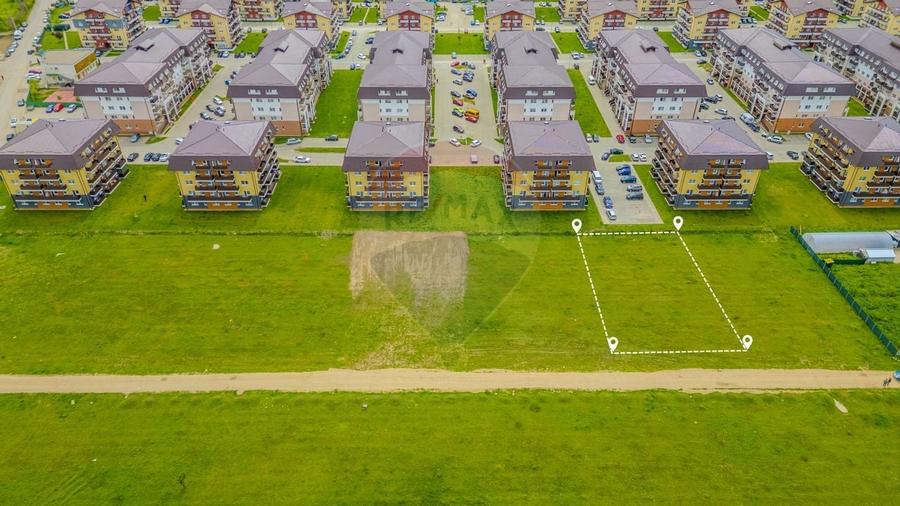Teren intravilan 1.276 mp de vanzare - Sanpetru, Str. Drumul cu Plopi - 6