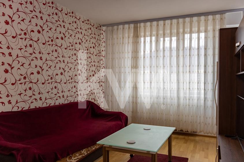 Închiriere garsonieră mobilată și utilată, strada Nucului - 1