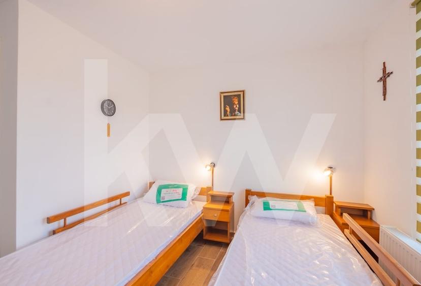 Cladire cu 15 camere si potential de pensiune in Ocna Sibiului - Investitie top - 9