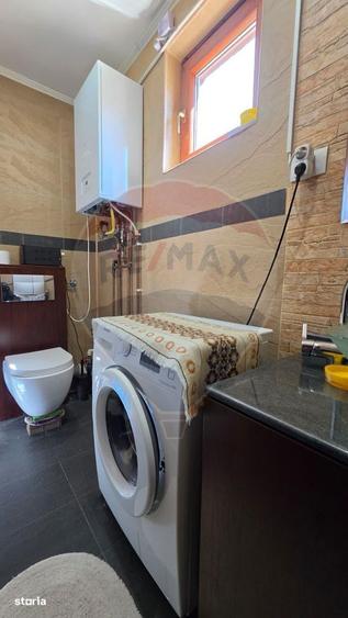 Casa la sol de vanzare in Eforie nord - 2