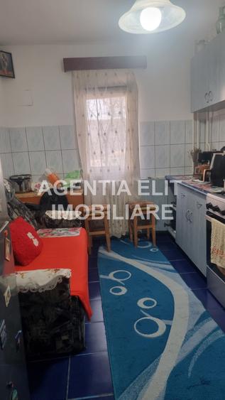 Apartament 2 camere, zona Capat 1, etajul 1 - 7