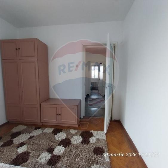 Giulesti - Vanzare apartament 3 camere - Spațios, luminos, balcon mare - 7