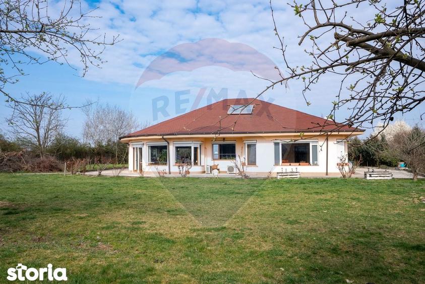 De vanzare Casa 1 nivel, teren 2000mp Sanmartin - 2