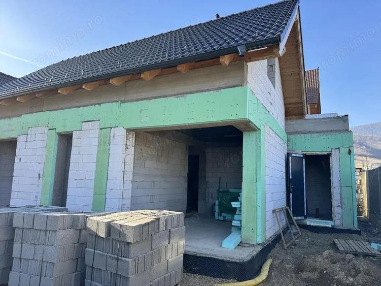 Imobil nou, structura durabila,optimizare a functionalitatii si personalizarii, Codlea, Brasov - 2