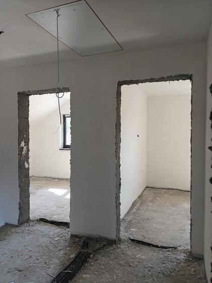 Casa noua, P+E, 5 camere, 2 bai, terasa, teren 400mp, in Lilieci, strada Rozelor - 12