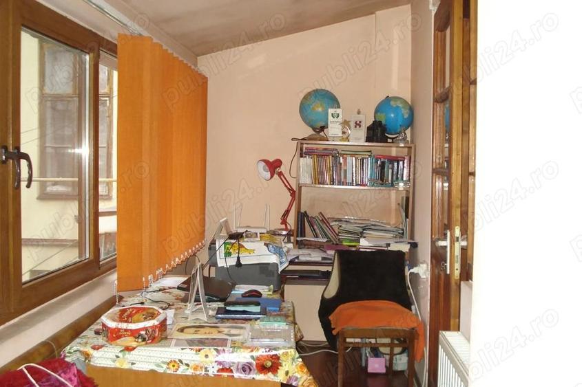 De vanzare apartament 3 camere - 6