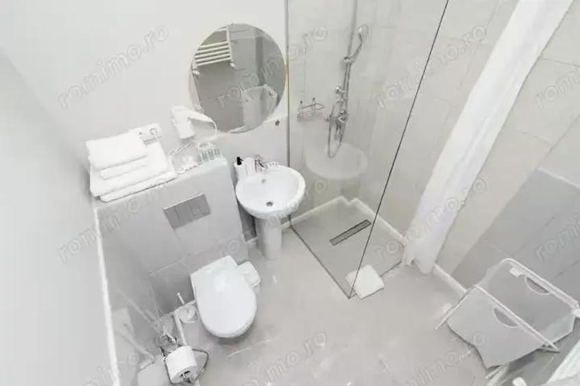 Garsoniera in zona Militari Orsova - 2