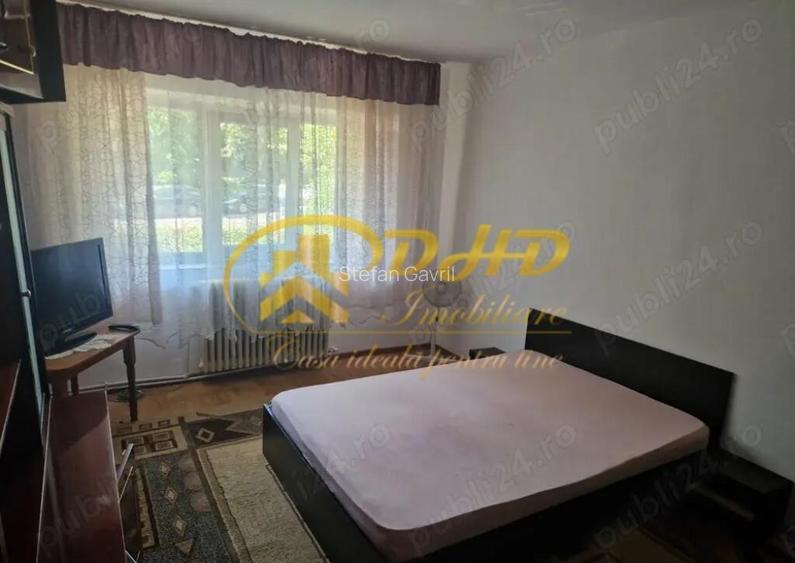 Apartament o camera - zona Pacurari