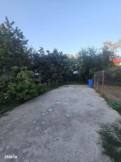 Casă cu 4 camere cu Teren 501 Mp în Domnești