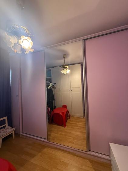 Apartament cu 3 camere circular în Alexandru Obregia
