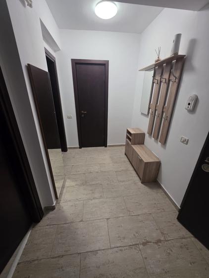 Apartament cu 2 camere semidecomandat în Dobroești