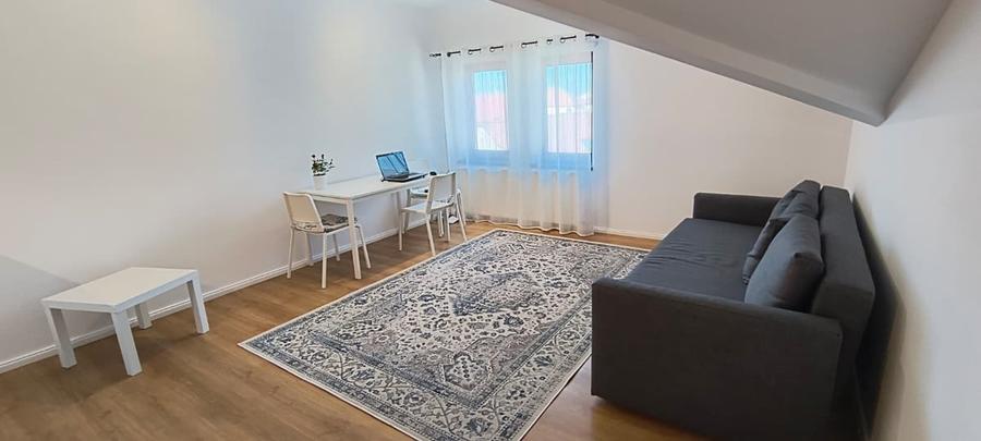 Apartament cu 2 camere decomandat în Tineretului
