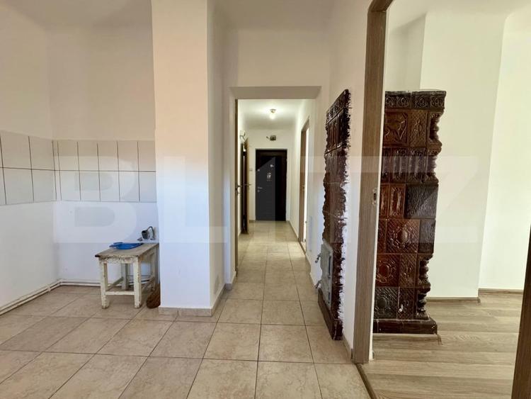 Apartament cu 2 camere decomandat în Spitalul Județean