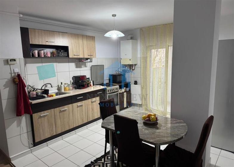 Apartament cu 2 camere decomandat în Zorilor