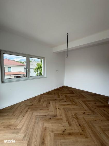 Casă cu 5 camere cu Teren 432 Mp în Chinteni