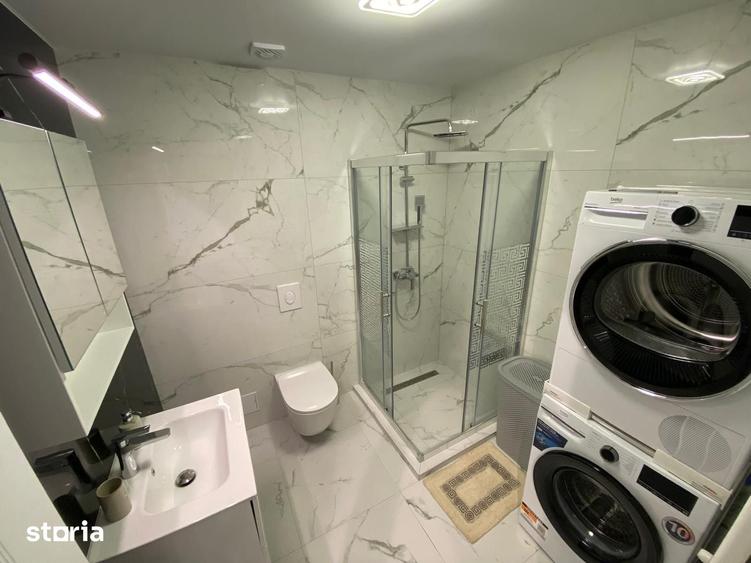 Apartament cu 2 camere decomandat în Energia