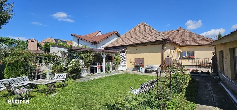 Casă cu 3 camere în Lazaret