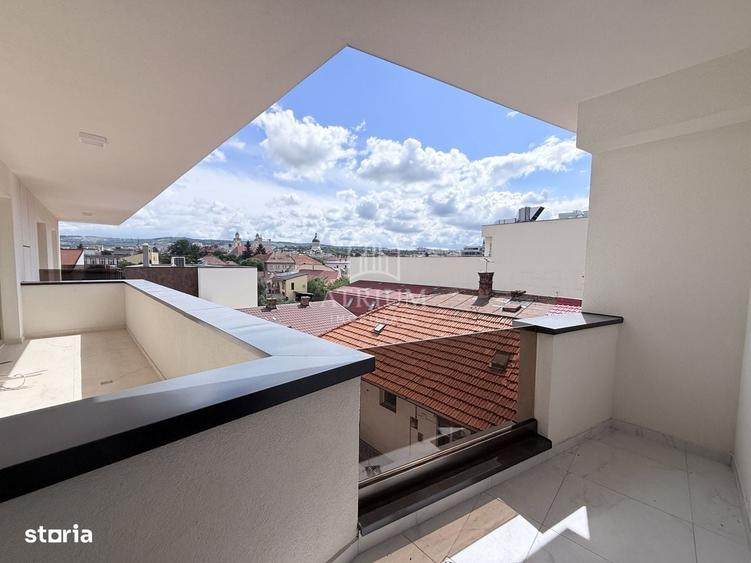 Apartament cu 4 camere în Central