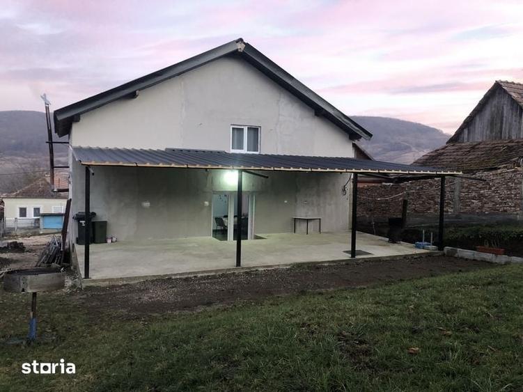 Casă cu 4 camere cu Teren 110 Mp în Valea Lungă