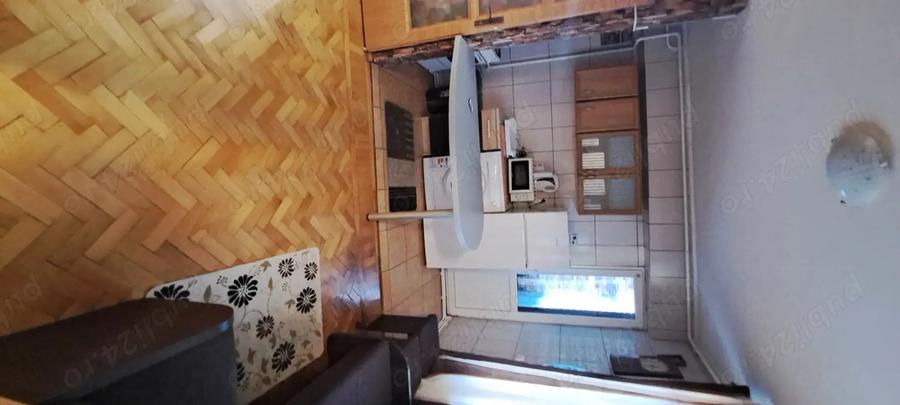 Garsonieră decomandată în Dunărea
