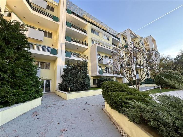 Apartament cu 4 camere circular în Herăstrău
