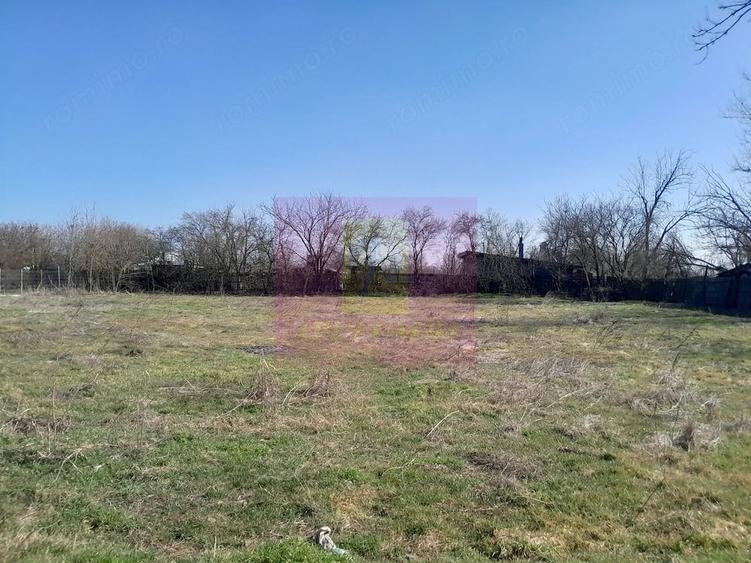 Teren de 2000 mp, în Chiroiu-Satu Nou