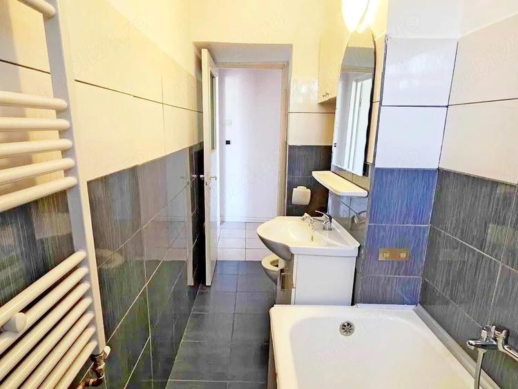 Apartament cu 2 camere nedecomandat în Dacia