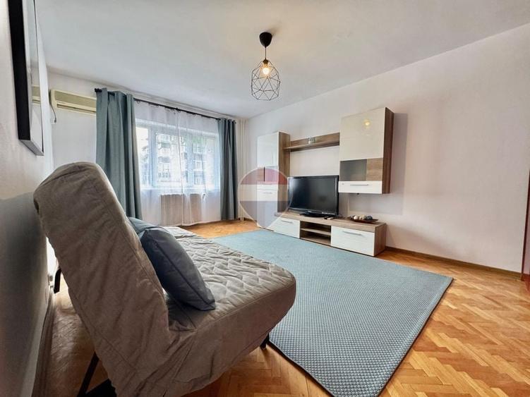 Apartament de închiriat 2 camere etaj 1 str Doina - 2