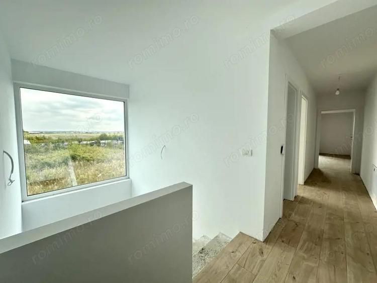 Casă cu 4 camere cu Teren 325 Mp în Giarmata