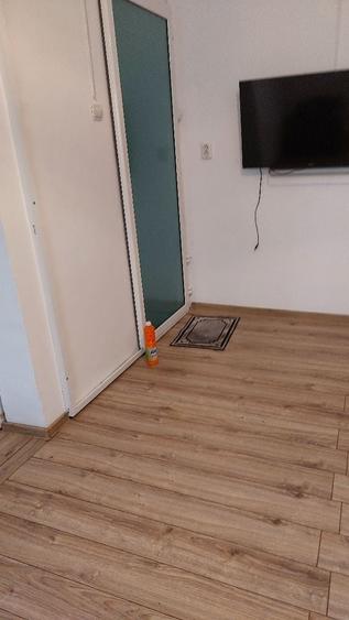 Apartament cu 2 camere semidecomandat în Hipodrom