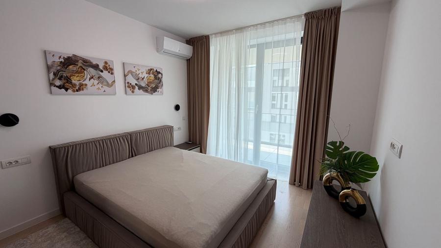 Apartament cu 3 camere în Băneasa