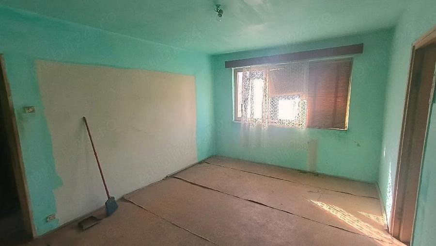 Apartament cu 2 camere nedecomandat în Central