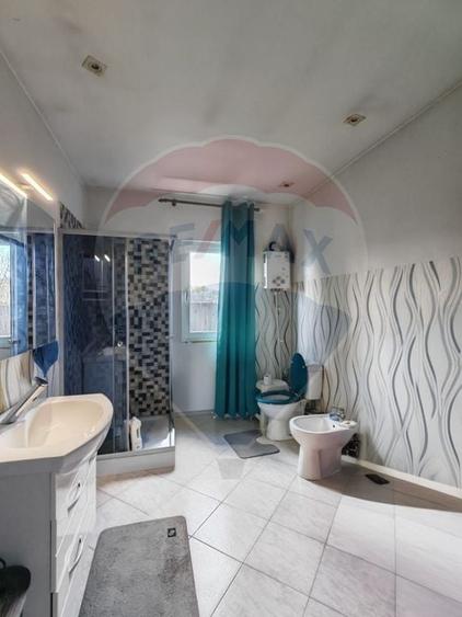 Casă cu 4 camere cu Teren 640 Mp în Bod