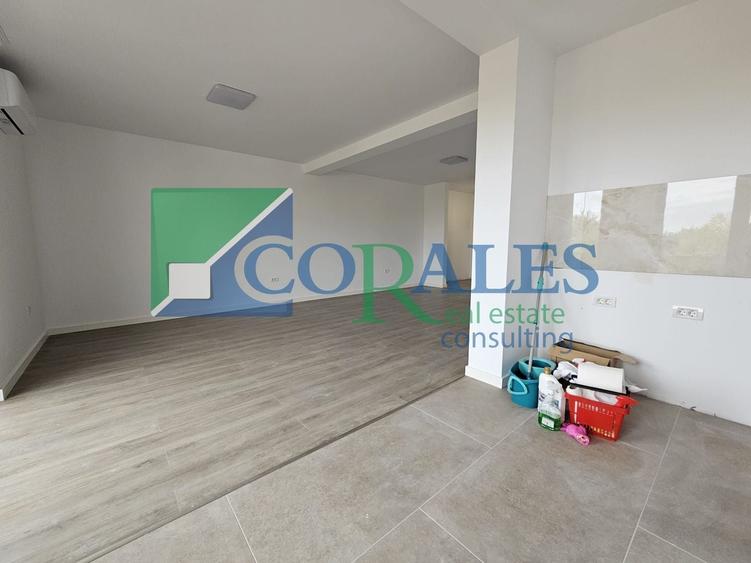 Apartament cu 2 camere decomandat în Girocului