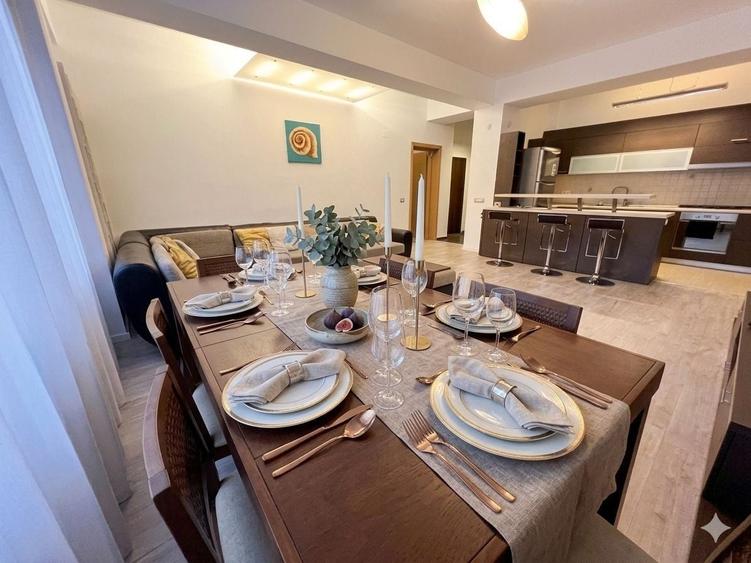 Apartament cu 3 camere decomandat, mobilat în Iancu Nicolae
