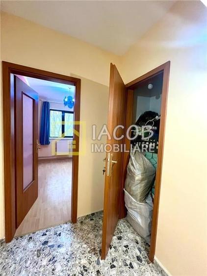 Apartament 3 camere decomandate, etaj 1, str. Narciselor 15, Bacau - 19