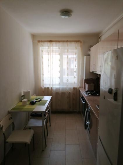 Inchiriere apartament cu doua camere - 2