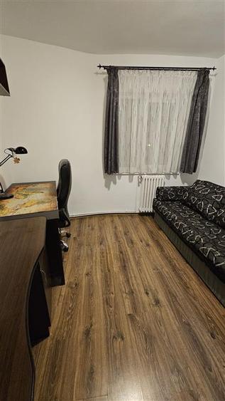 Apartament cu camere Alexandru cel Bun - 450 euro - 2