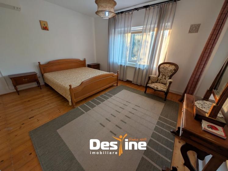 Vila D+P+1+M 6 camere 180 m utili 1000 mp teren utiliati, Lidl Bucium - 5