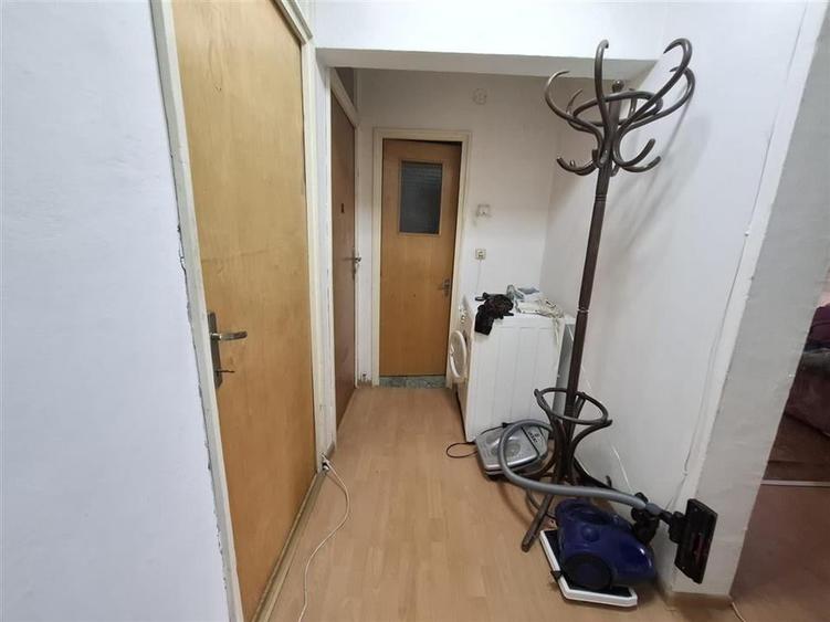 Apartament decomandat 3 camere 2 bai balcon zona Terezian - 32