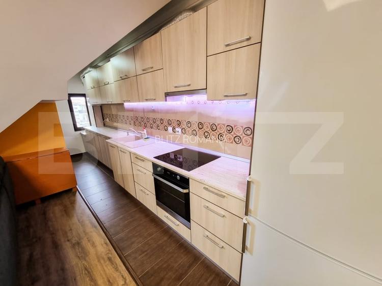 Apartament cu 3 camere semidecomandat, mobilat în Florești